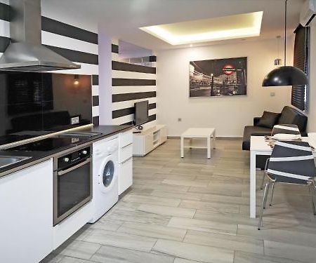 Conil Red-Black Apartment Conil De La Frontera Zewnętrze zdjęcie
